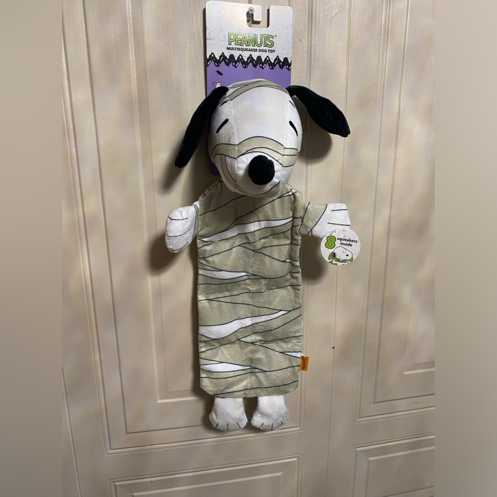 GMASON Peanuts ” Flat  Snoopy  Dog Toy w/8 Squeakers  Grey/Clinker New 20”